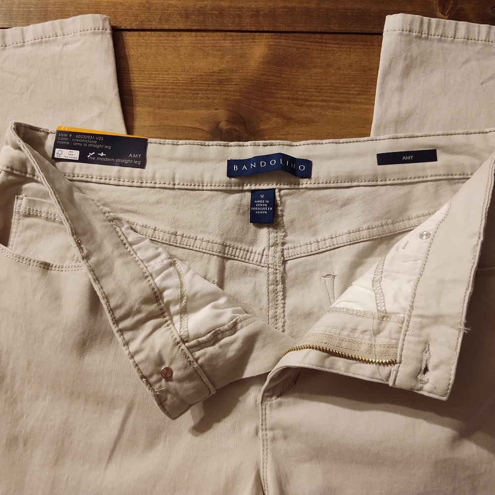 Bandolino Khaki Pants Size 12 AMY Straight leg